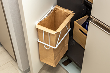 ゴミ袋ホルダー