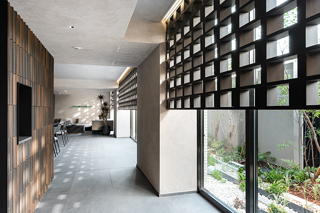 エントランスホール・通り庭