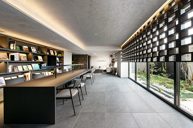 エントランスホール