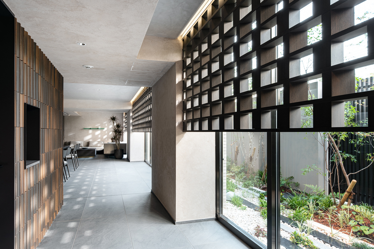 エントランスホール・通り庭（2023年7月撮影）