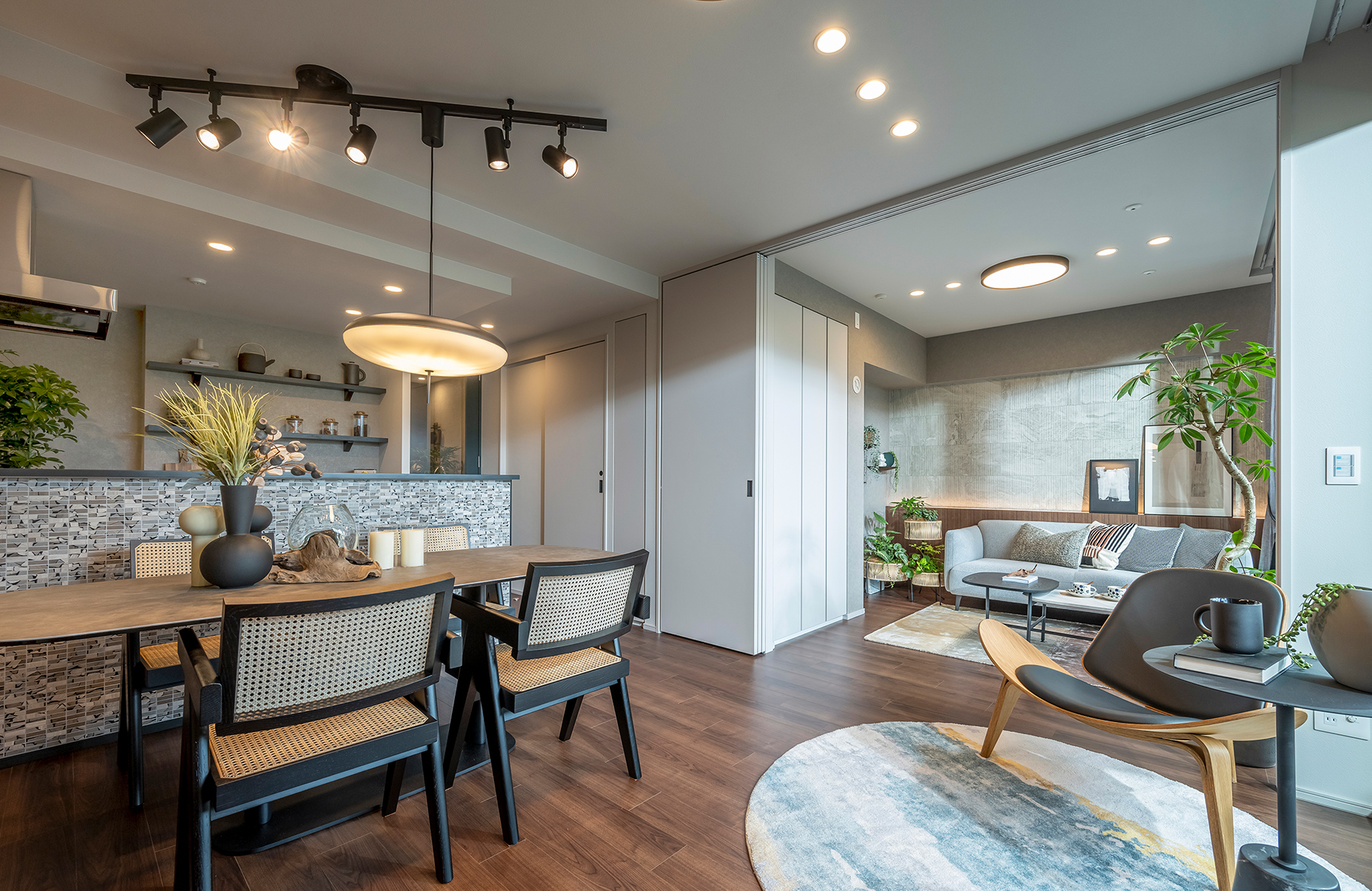 リビング・ダイニング・キッチン・洋室（2）