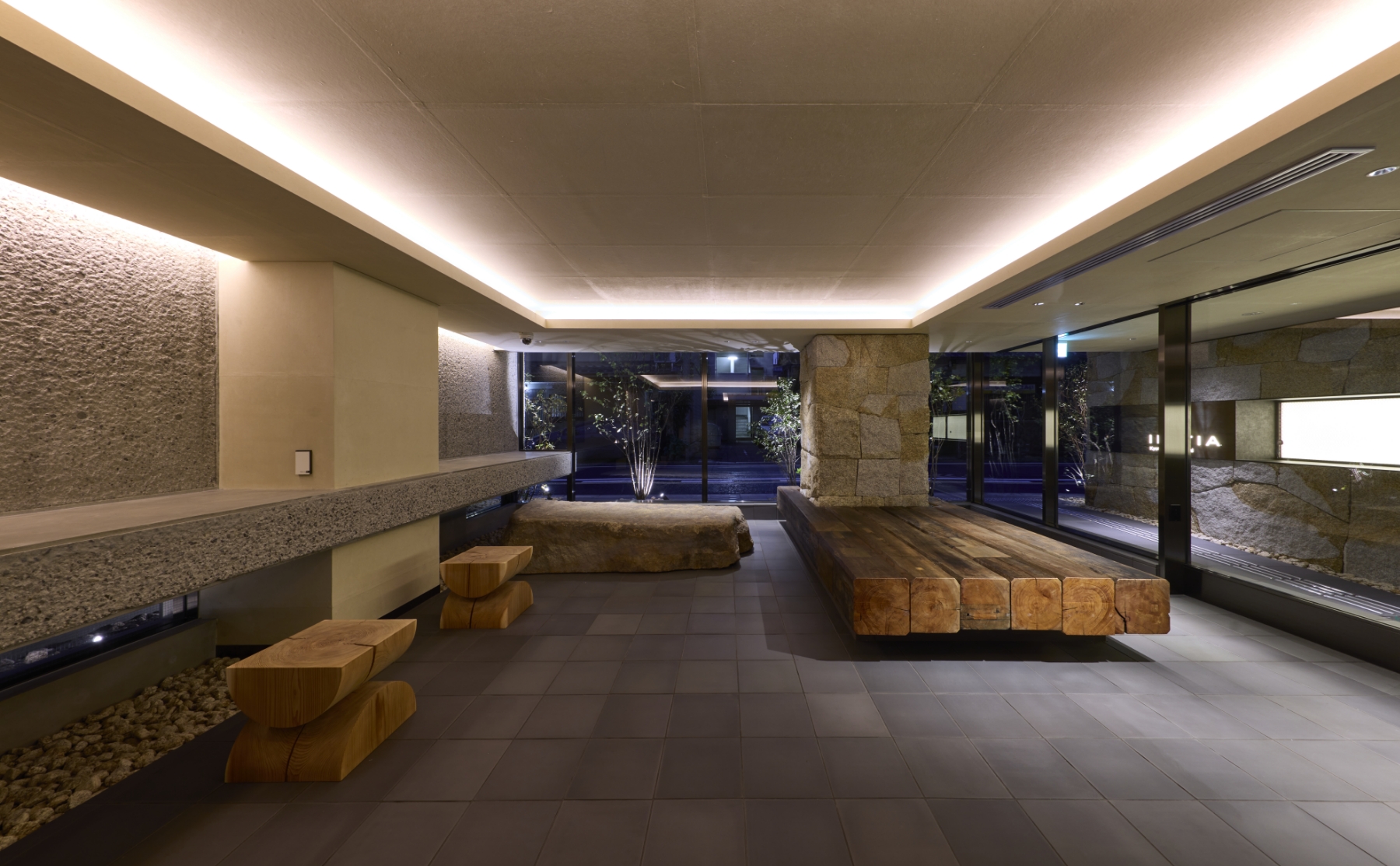 エントランスホール