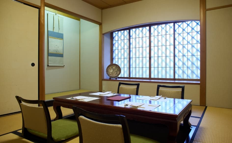 京料理 二條ふじ田(現地より約220m/2024年10月撮影)