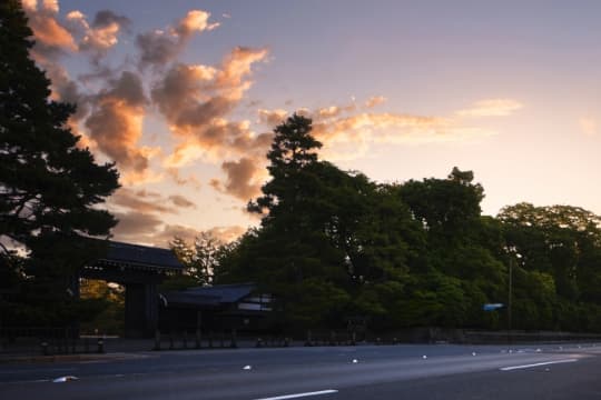 京都御苑（現地より約680m 2024年5月撮影）