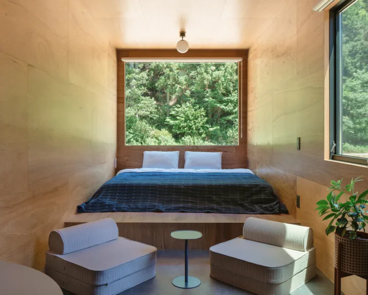 CABIN L